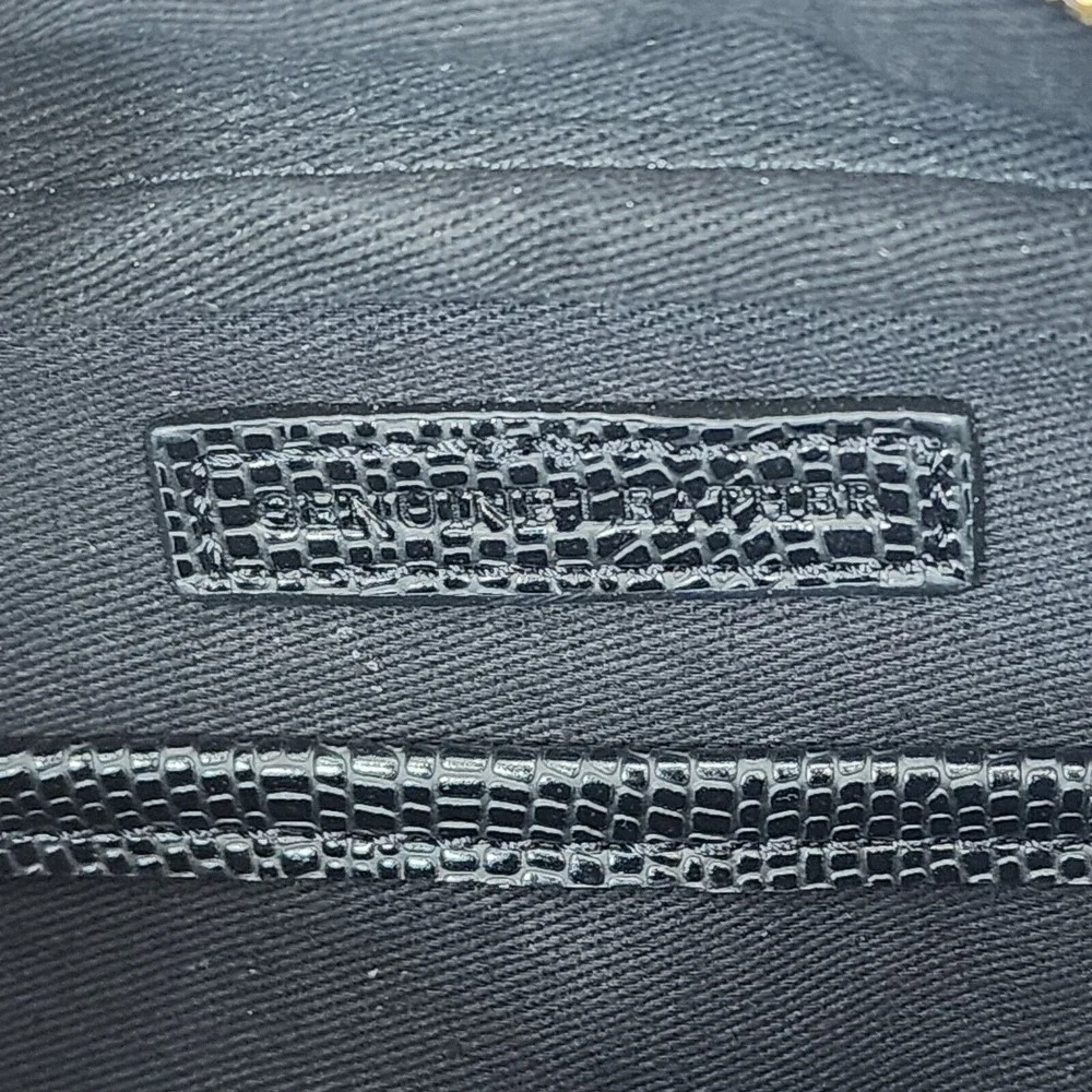 GILI Camera Bag Grey Snake Embossed Leather Crossbody Womens Small